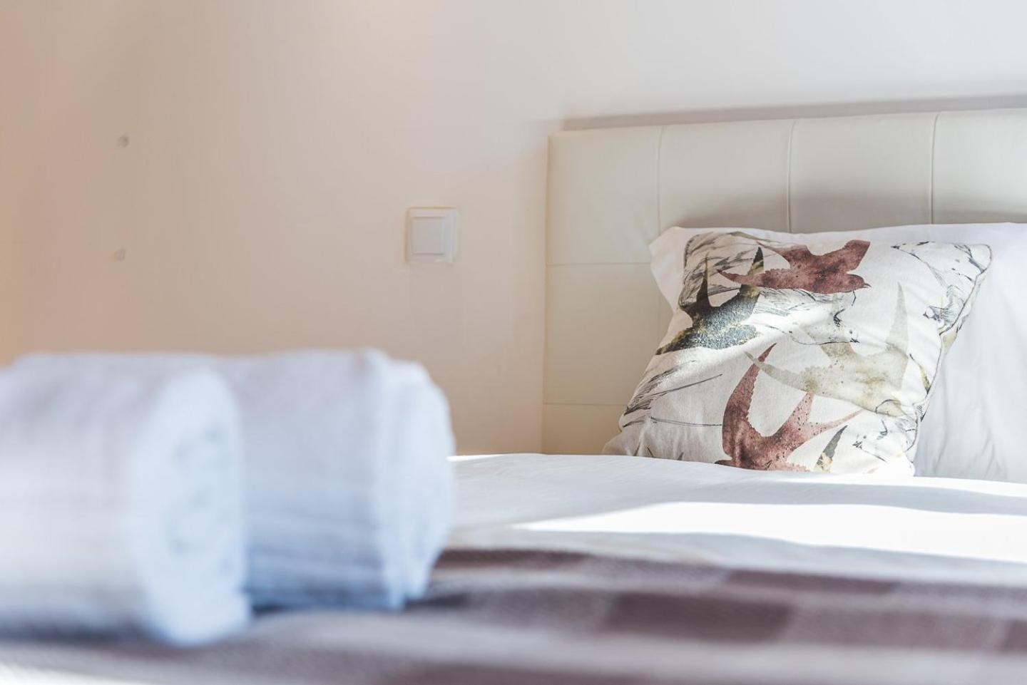 Guestready - Miragaia Stone Studios & Apartments Porto Luaran gambar