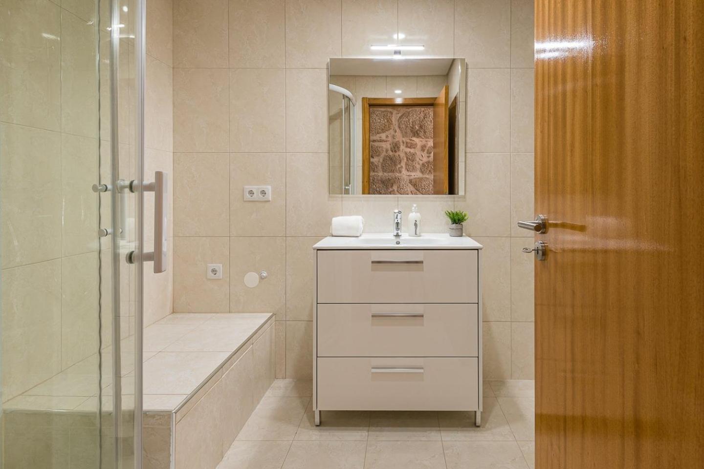 Guestready - Miragaia Stone Studios & Apartments Porto Luaran gambar