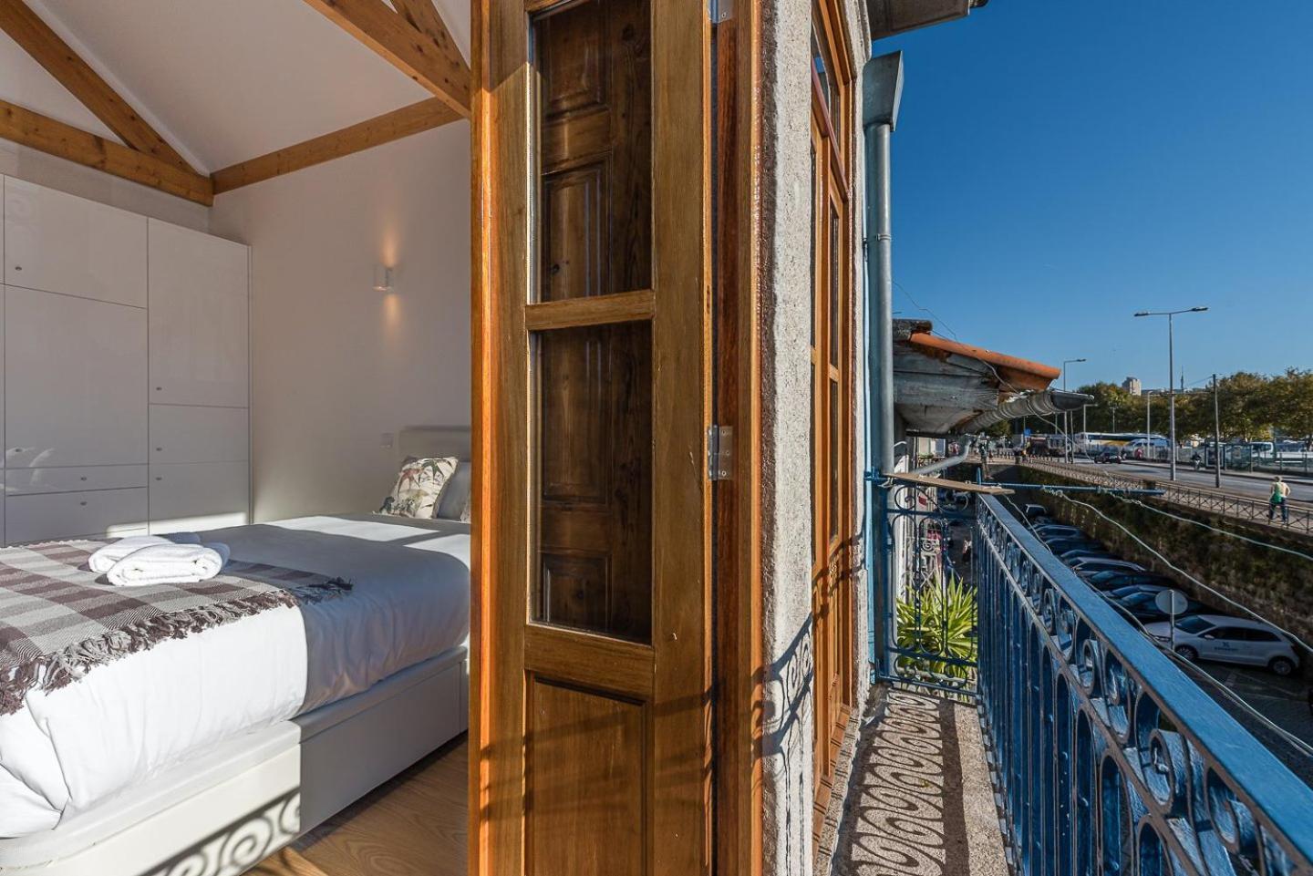 Guestready - Miragaia Stone Studios & Apartments Porto Luaran gambar