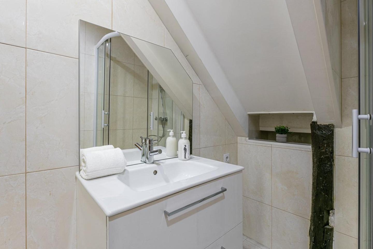 Guestready - Miragaia Stone Studios & Apartments Porto Luaran gambar